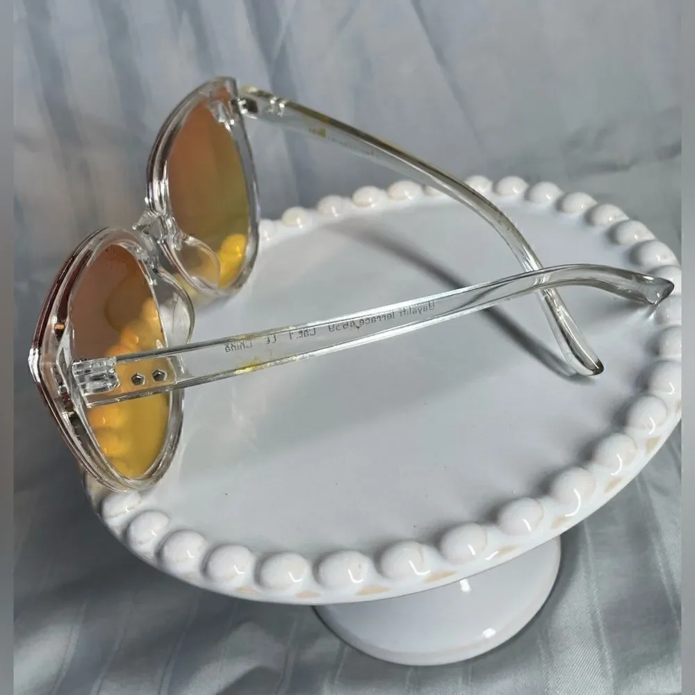 🔥❤️🔥 2 Oversized Retro Pairs of Sunglasses Tinted Lenses Photos Included…